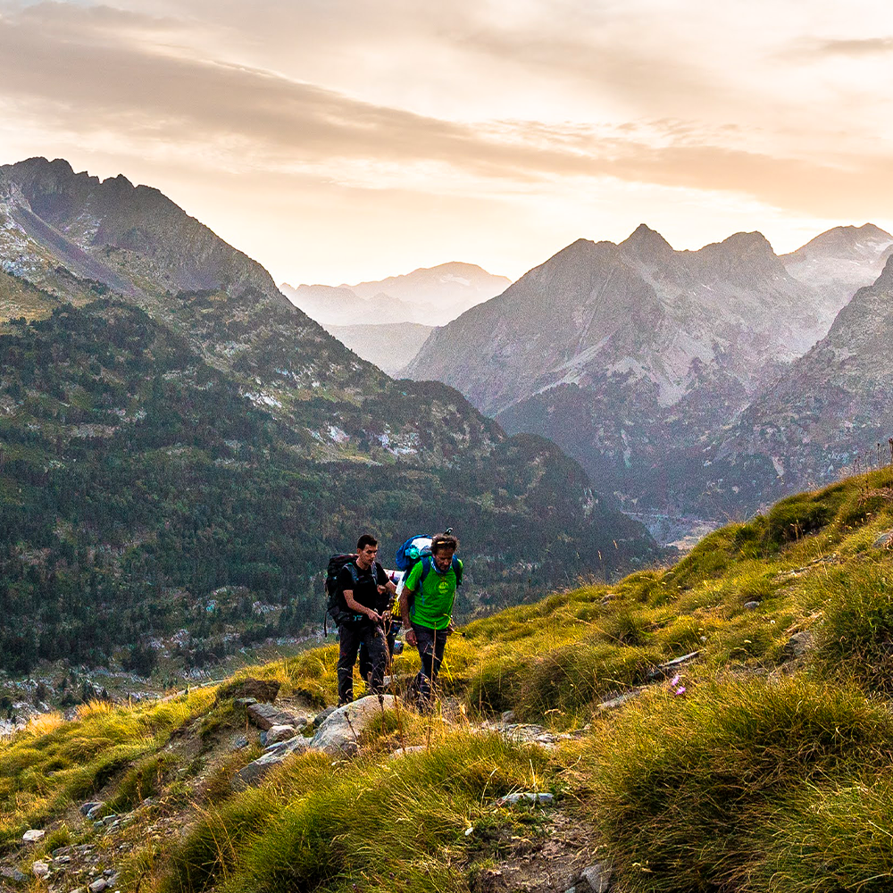 Randonner avec des bâtons de marche Guidetti
