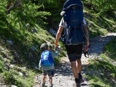 5 tips for hiking with the family 5 tips for hiking with the family